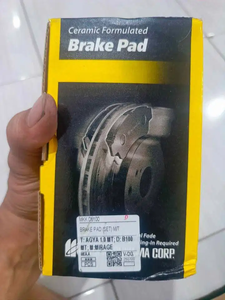 kampas rem depan agya ayla old 1.0 manual MKK (MK kashiyama)