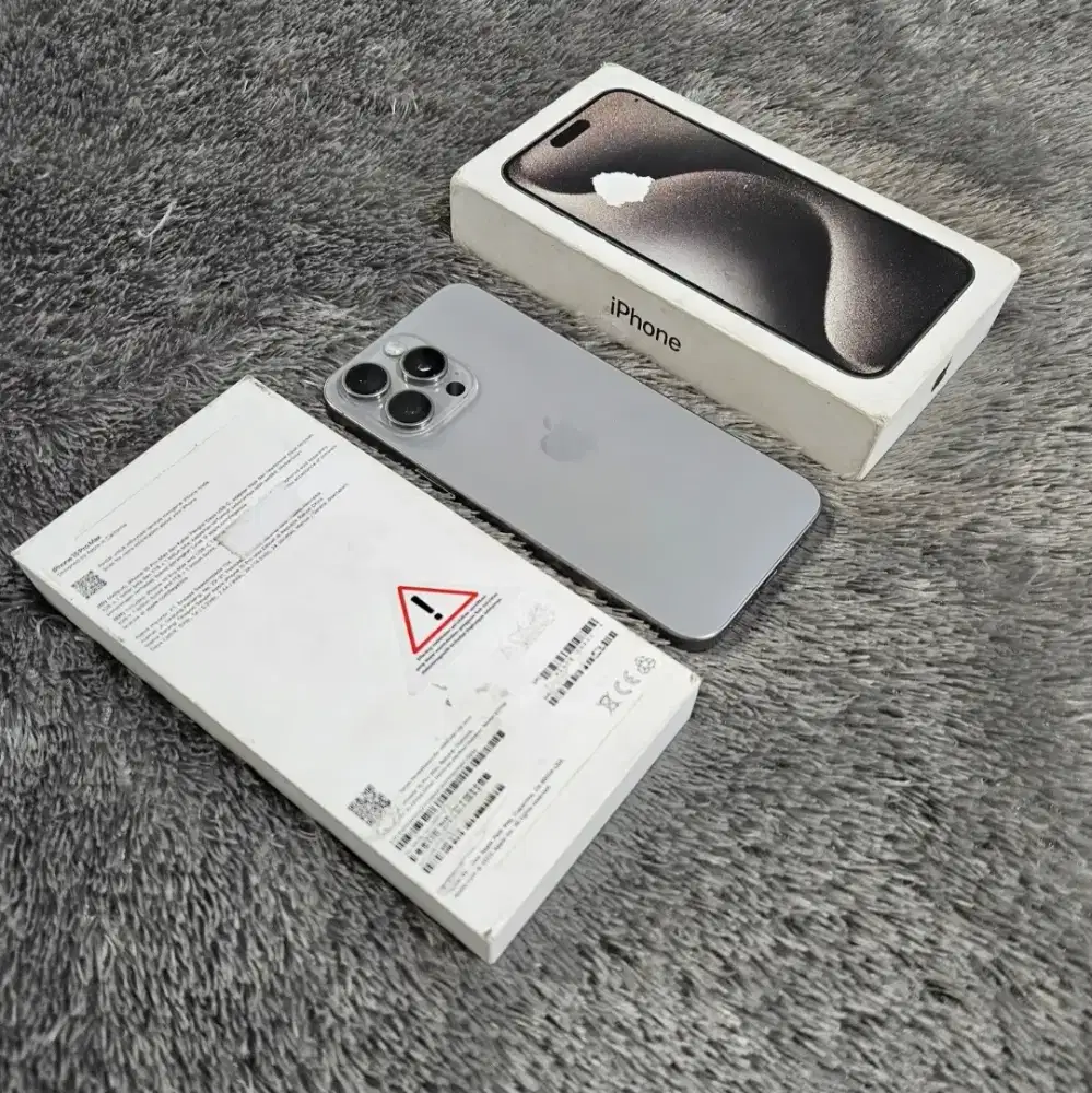 Iphone 15 Pro Max 512Gb Natural garansi IBOX