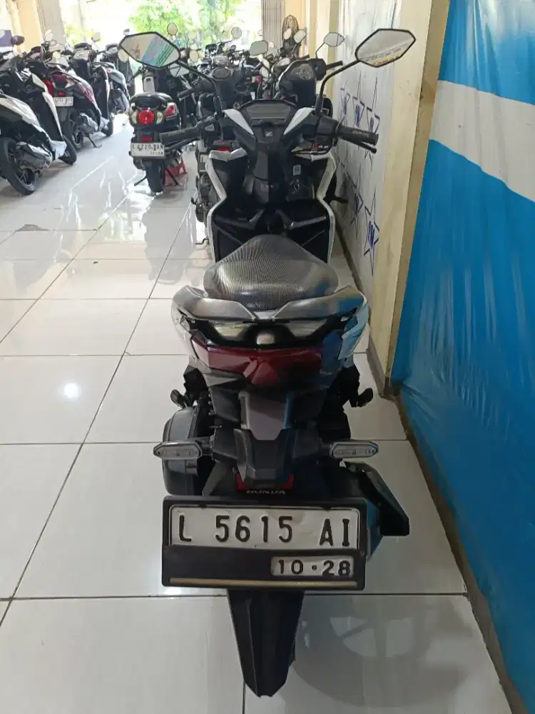 VARIO 125 ESP CBS SPORTY FI ECO 2018 bisa kredit nego harga bisa