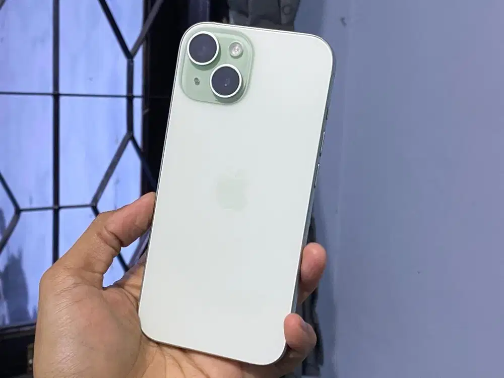 iPhone 15 128GB Garansi Resmi