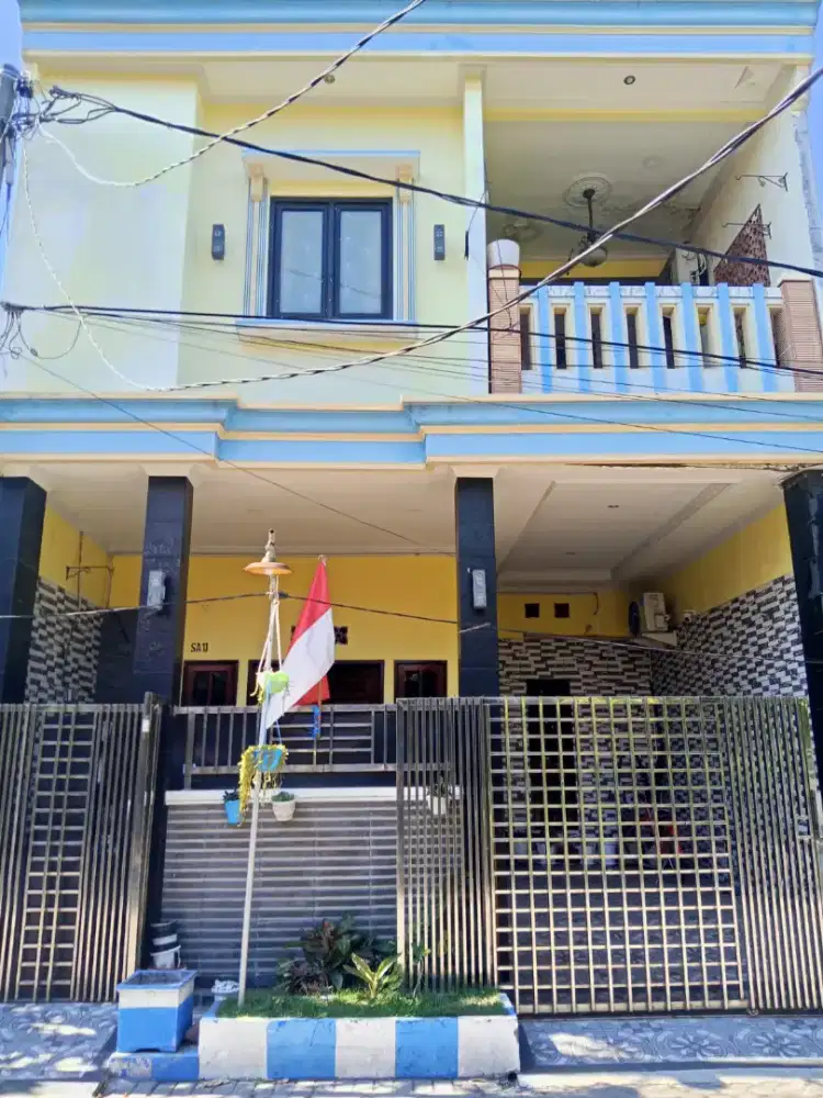 DIJUAL RUMAH 2 LANTAI SIAP HUNI TENGAH KOTA SIDOARJO