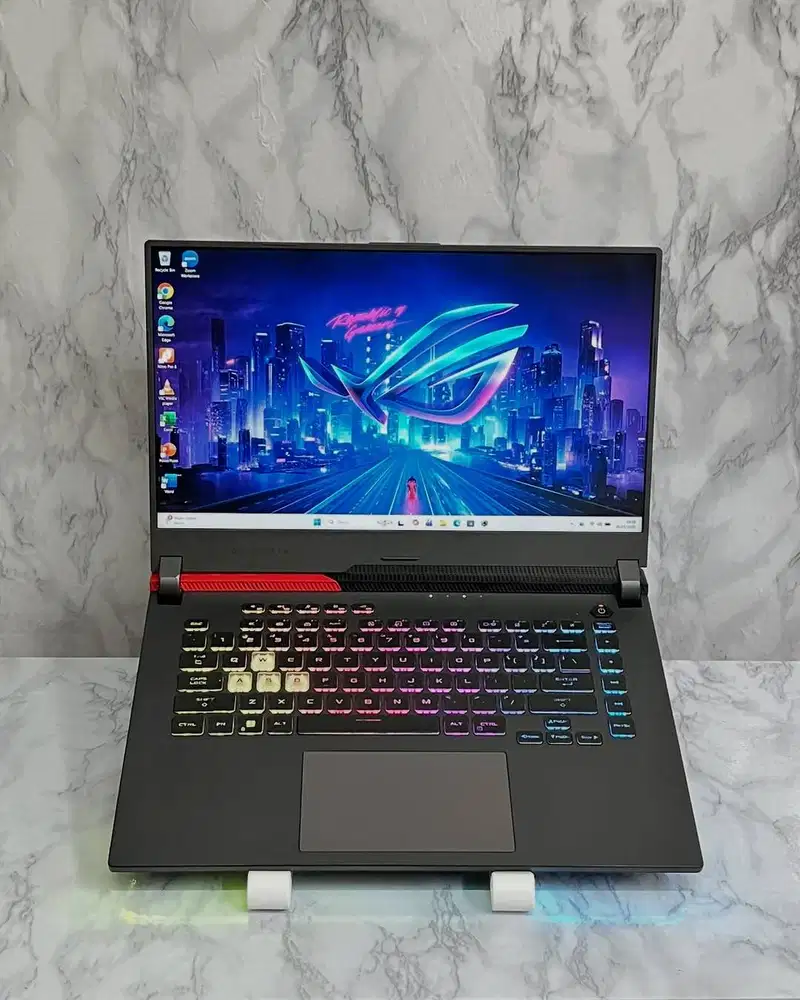Asus ROG Strix G15 G513RC Ryzen 7 6800H RAm 16GB SSD 512GB M2 NVMe