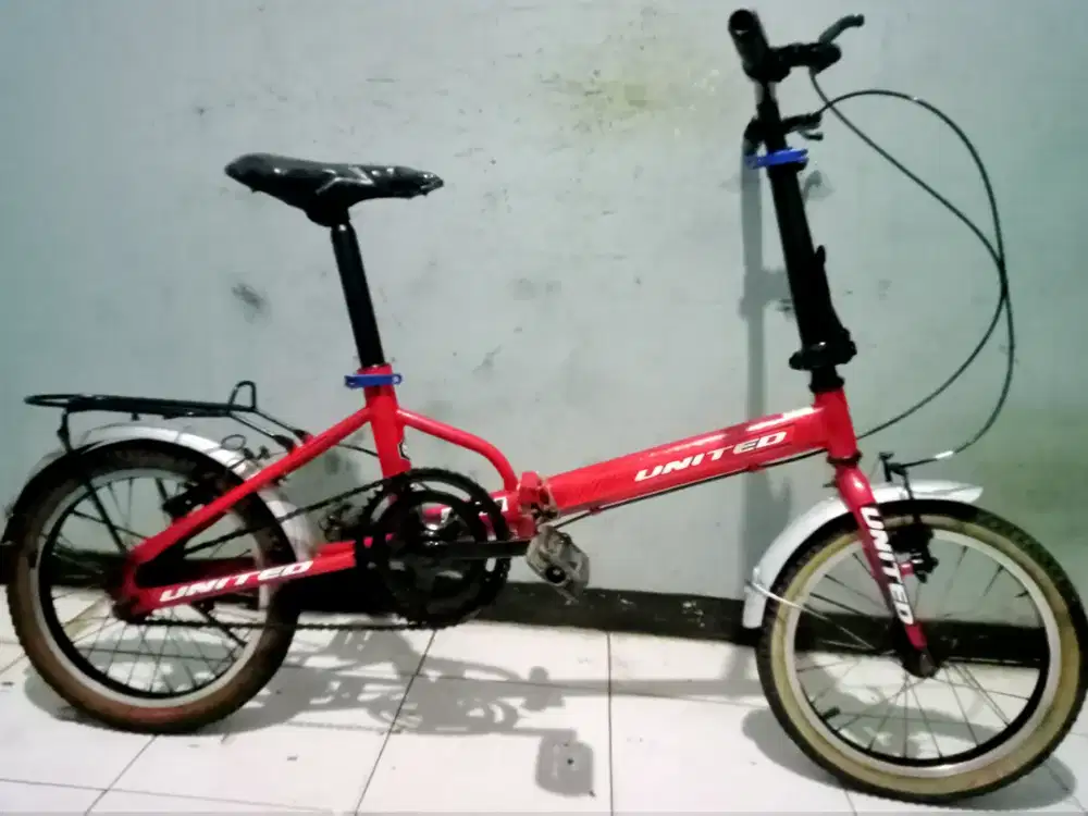 Dijual sepeda lipat UNITED masih bgus batangan aman lipatan normal amn