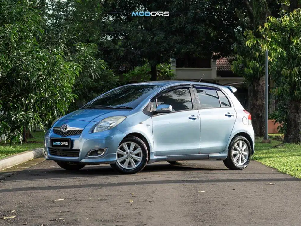 YARIS 1.5 E AT 2009 MOBCARS CASH TERMURAH!!