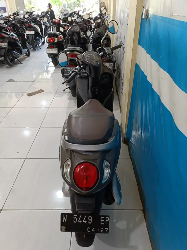 SCOOPY ESP STYLISH PRESTIGE KEYLLES REMOT 2022 COKLAT DOFF KM LOW