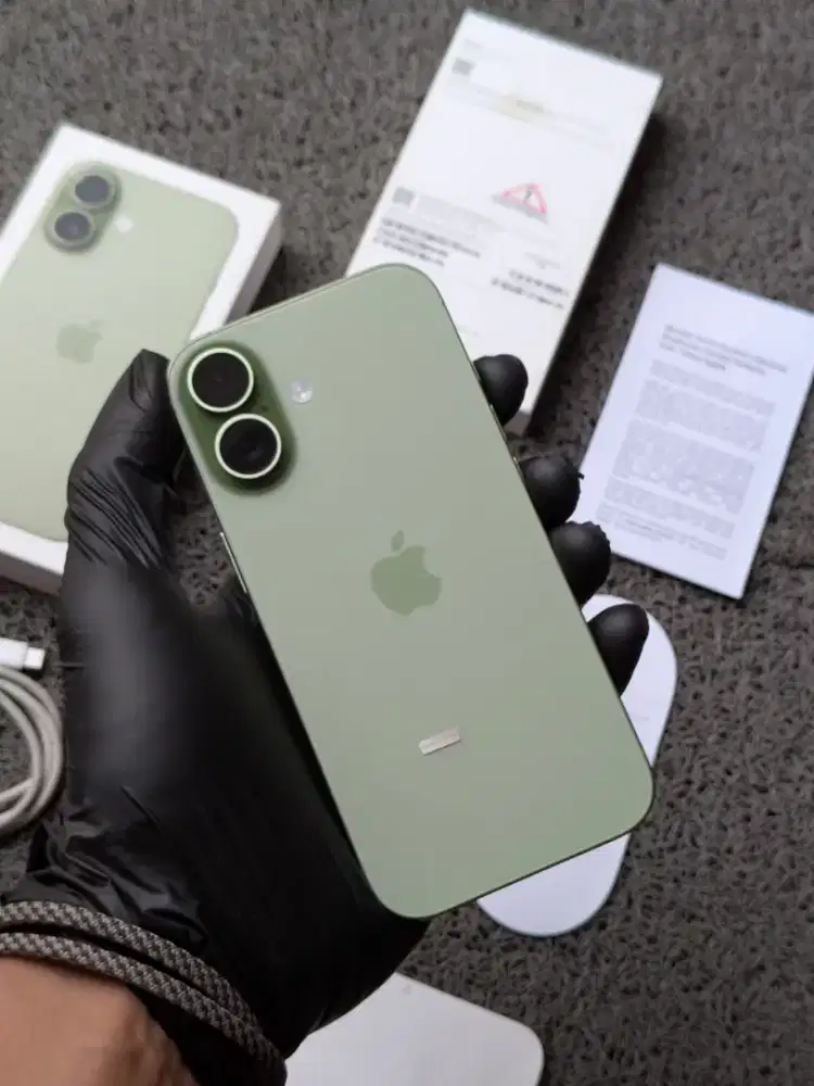 Apple iPhone 17 Sage 256gb iBox Grs panjang