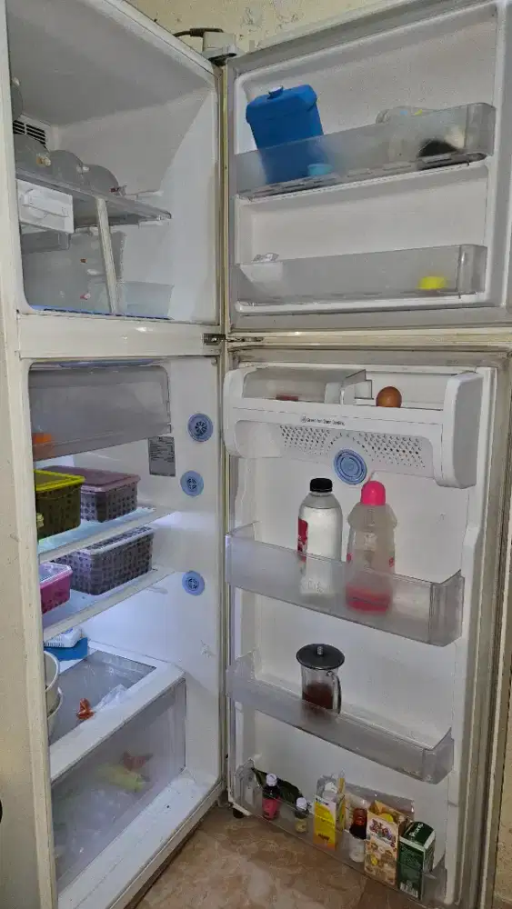 Belum pernah service , ongkir tanggung sendiri