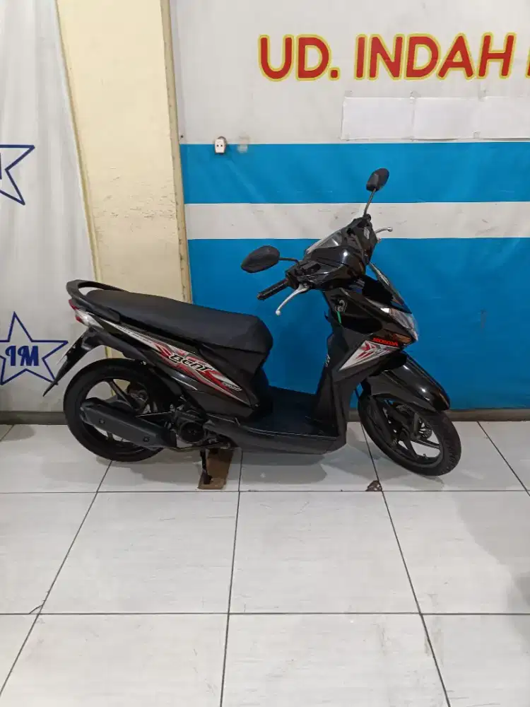 Honda BEAT ESP CW SPORTY FI 2015 TIDAK BISA KREDIT TAHUN TUA