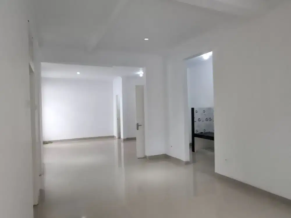 RUMAH BAGUS RANGKA BAJA RINGAN LT 136 KOTA WISATA CIBUBUR JAKARTA TIMUR