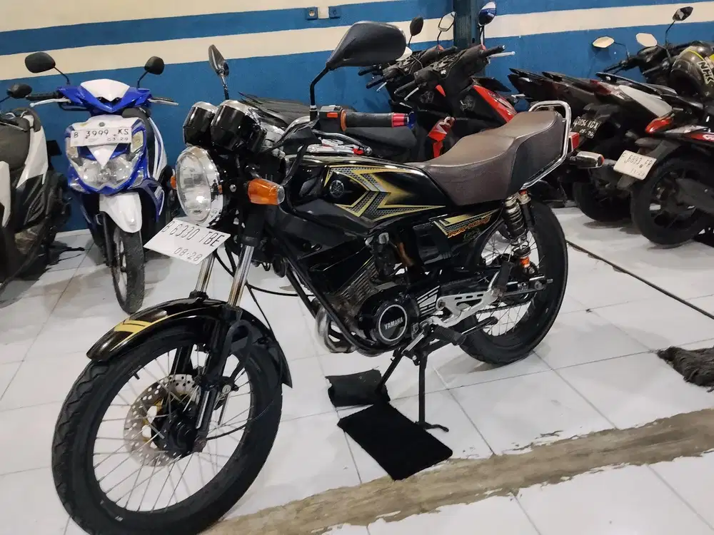 Jual yamaha rx king 2004 super mulus