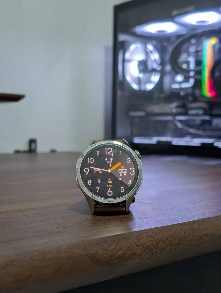 Huawei Watch GT 4 64MM Device + Charger