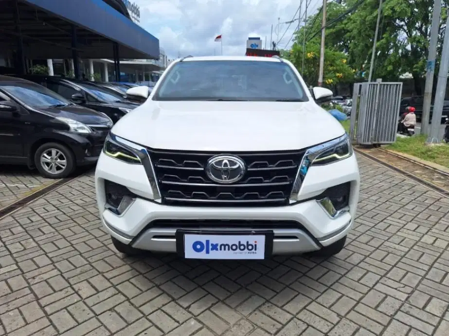 DP RINGAN Toyota Fortuner 2.7 4x2 SRZ Bensin-AT 2020 Putih CFJHB