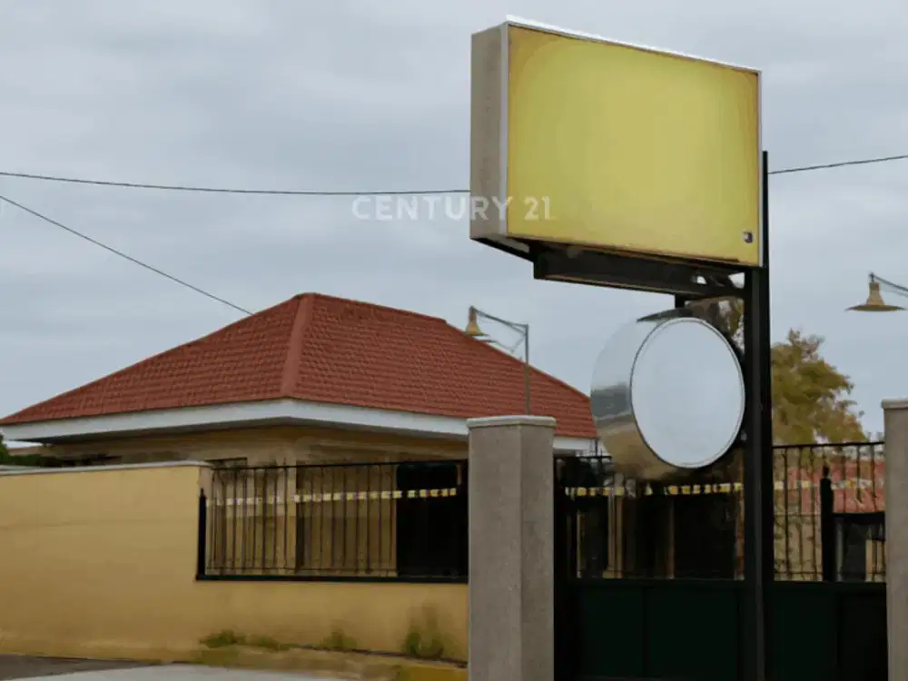 Rumah Dengan Tanah Luas Di Dekat RSUD Bantul Cocok Untuk Resto
