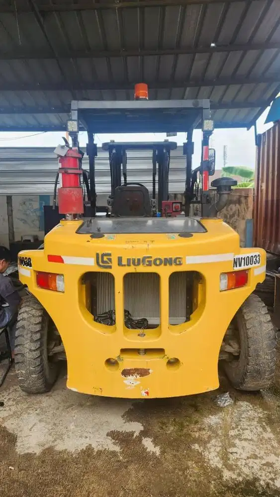 Forklift LIUGONG 5 ton th 2023