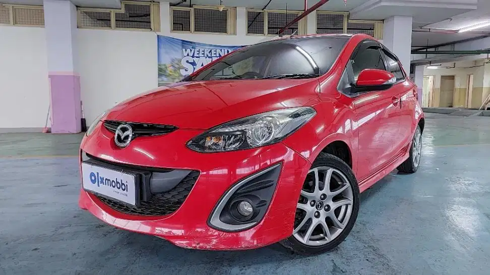 TERMURAH Mazda 2 1.5 Sport Bensin-AT Silver 2013