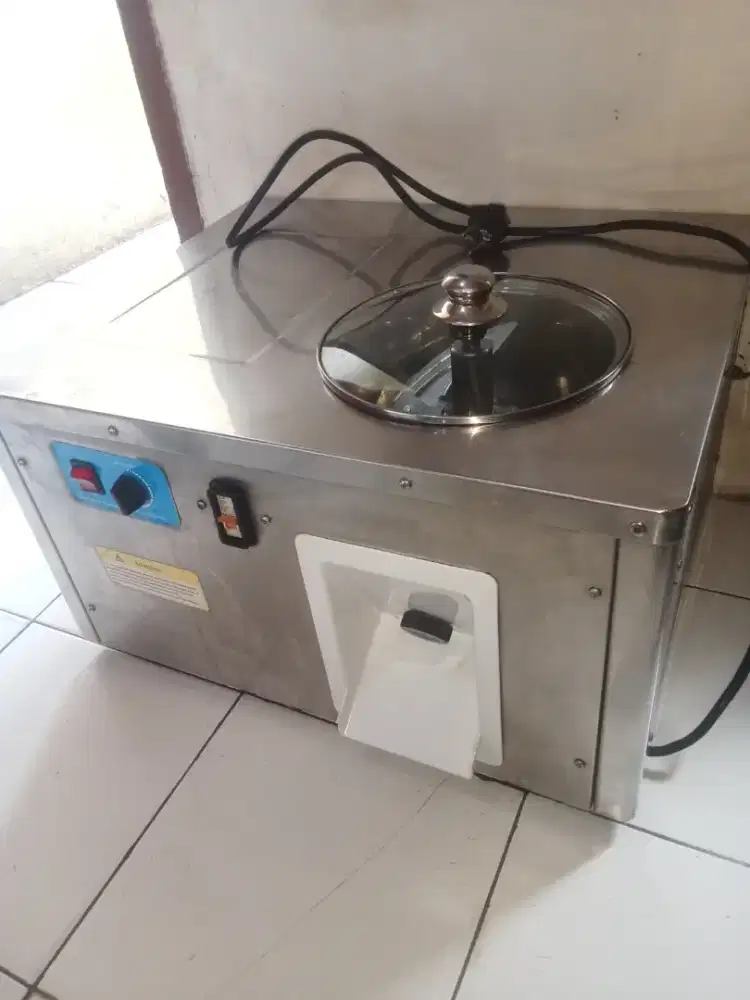 Mesin es krim / hard ice cream