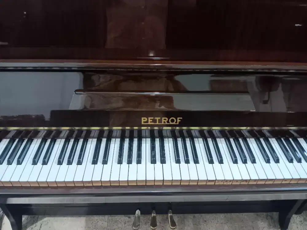 Piano Petrof Ceko