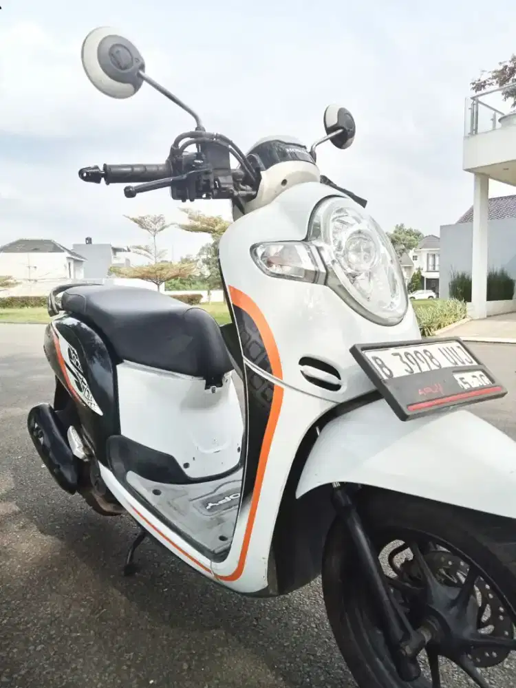 Honda Scoopy Donat 2020 B DKI