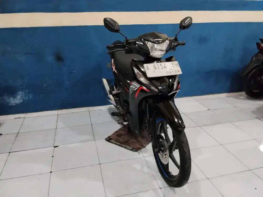 dijual cepat Honda Revo fi injeksi 2018
