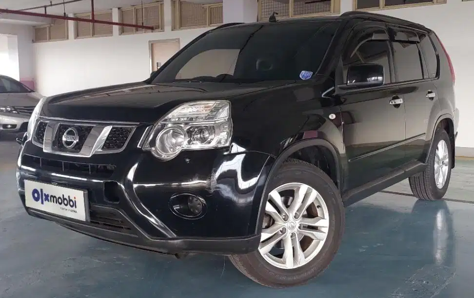 TERMURAH Nissan X-Trail 2.0 Bensin-AT Abu-Abu 2014