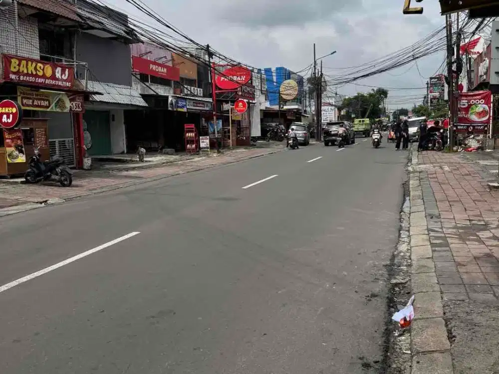 Dijual dan Disewakan Ruko Buaran 3 lantai pinggir jalan raya