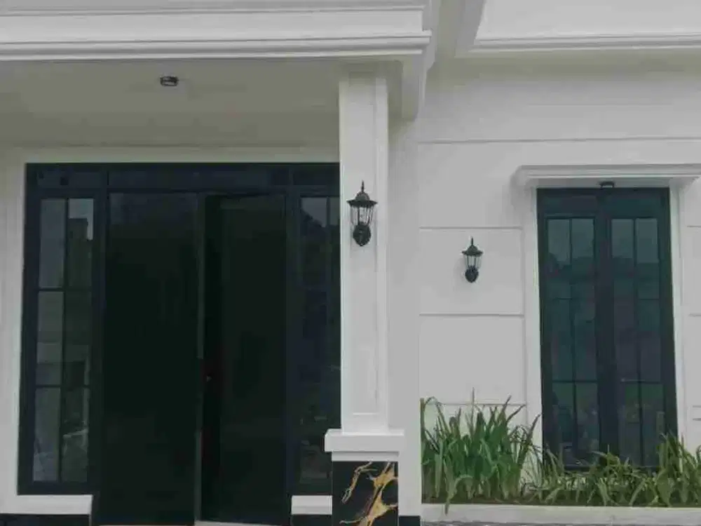 RUMAH MURAH AMERICAN CLASSIC PINGGIR JALAN RAYA DEKAT RSUD DEPOK