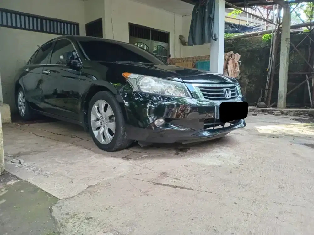 Honda Accord 2010 Bensin
