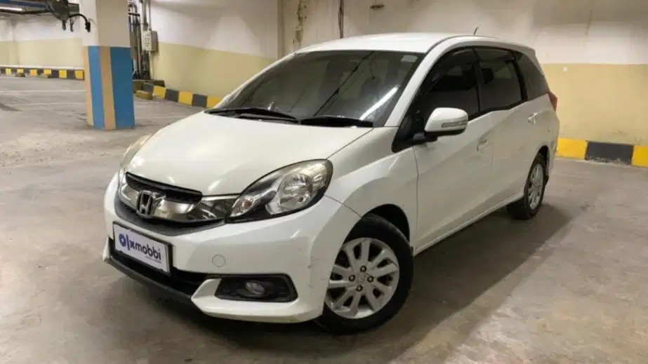 LOW DP Honda Mobilio 1.5 E Bensin-AT 2014 UYF