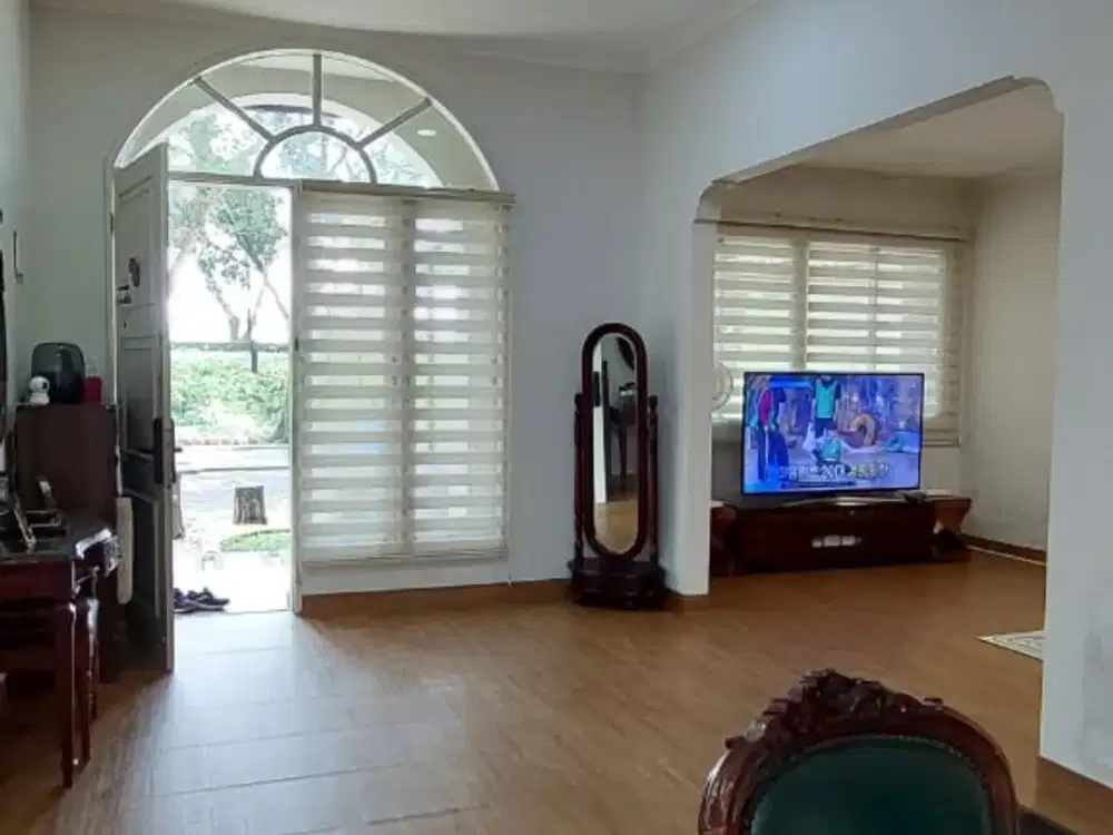 Dijual Cepat Rumah Bagus Nyaman Cluster Serenade Lake Gading Serpong