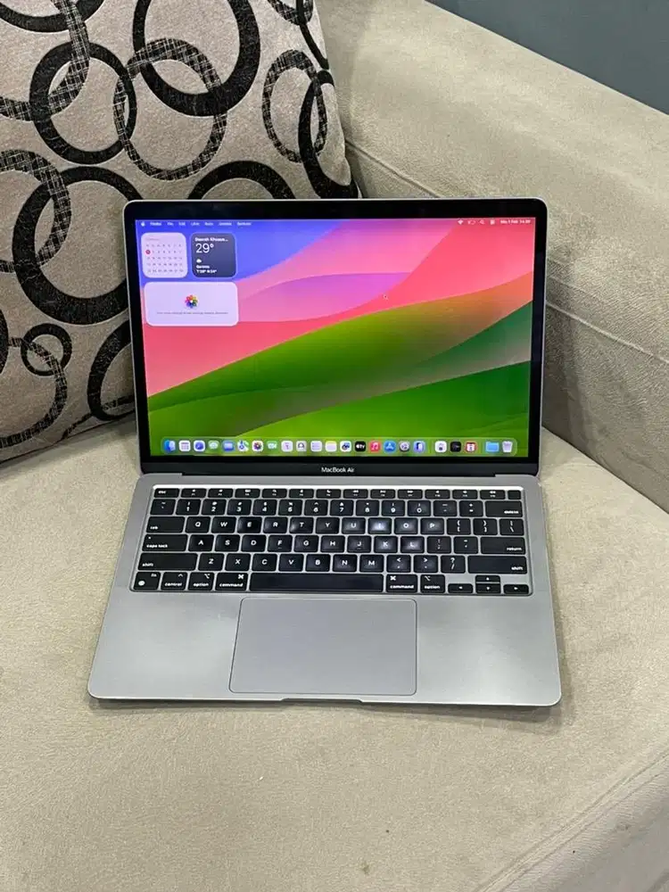 Macbook Air M1 13” 8/512GB Gray ex iBox