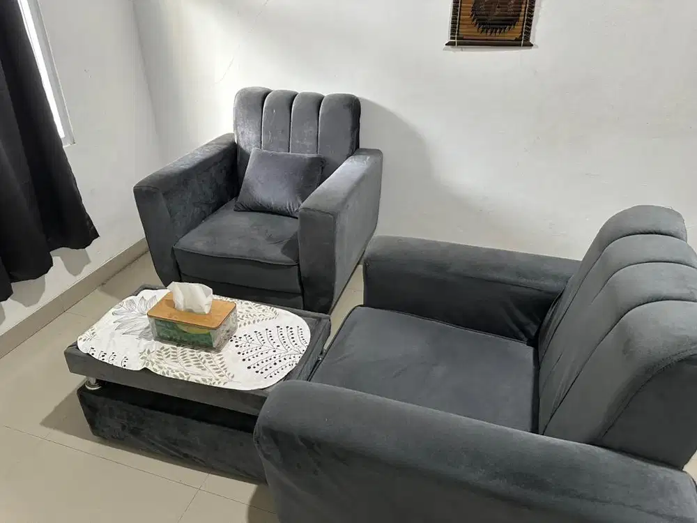 Sofa Rumah Tangga