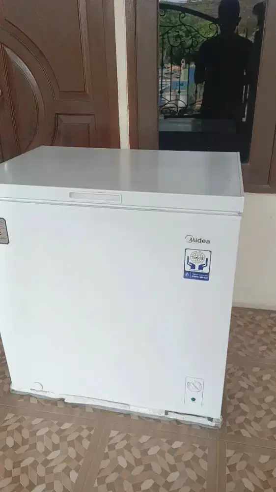 Freezer box 200 liter midea