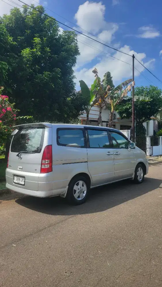 Nissan Serena 2007