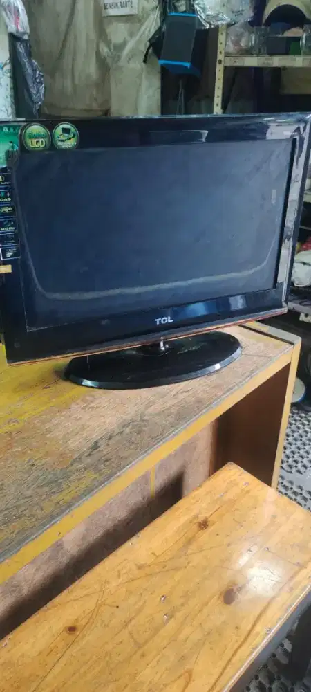 Tv lcd 24 dan 19 TCL dan lg