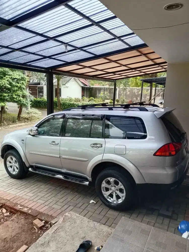 Pajero sport dakar 4x2 automatic diesel