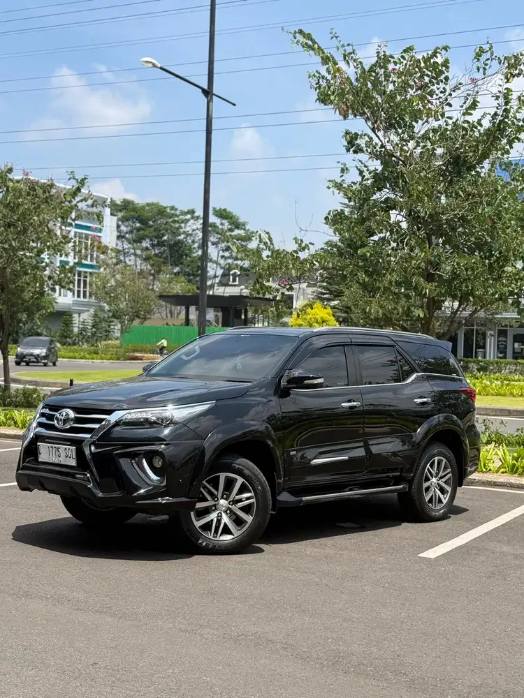 Low Km Fortuner Vrz 2016
