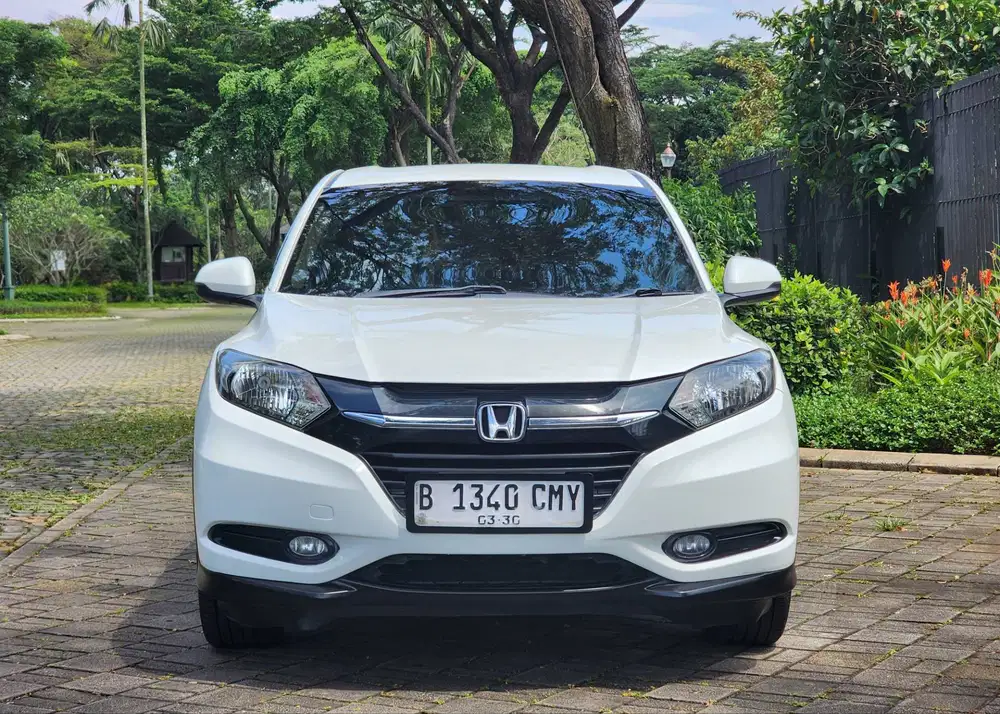 TDP 35.JT NEGO| HRV E CVT 1.5 AT 2015 PUTIH SEGER !! HR-V