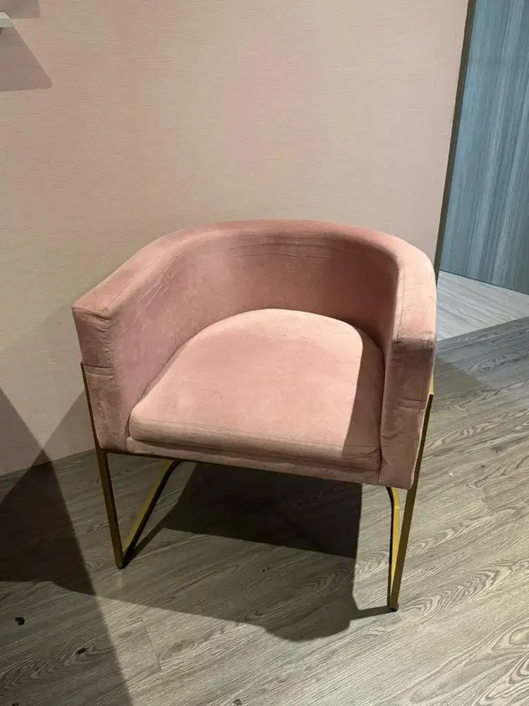 SOFA PINK GOLD SENDERAN