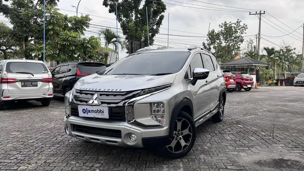 Mitsubishi Xpander 1.5 Cross Bensin AT 2020 - UOQ
