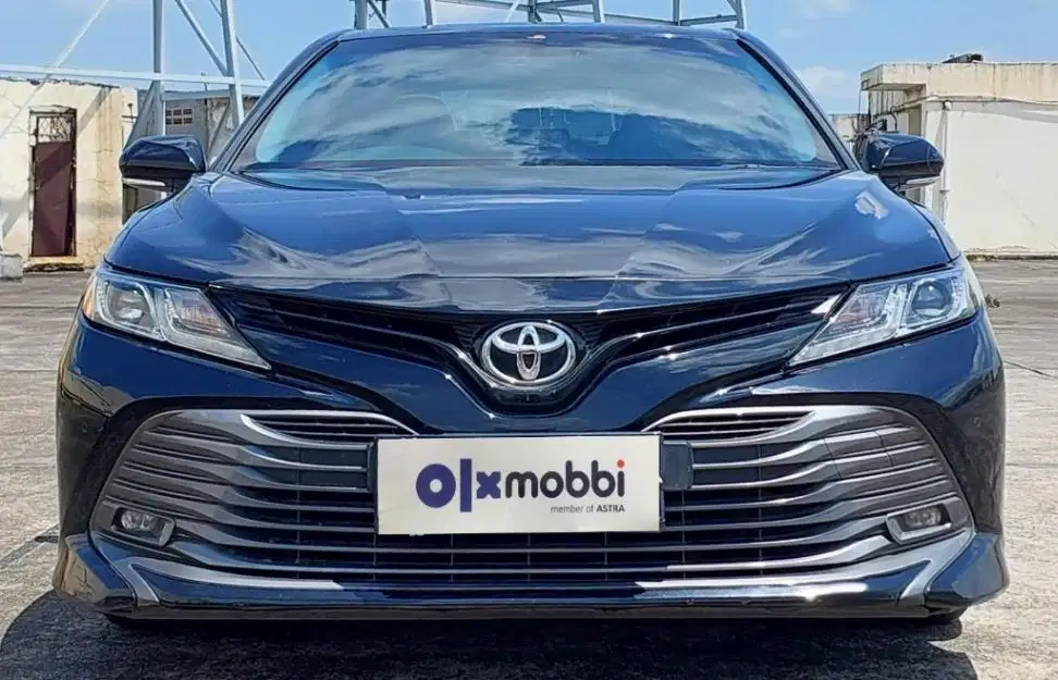 Garansi Mesin 1th Toyota Camry 2.5 V Bensin-AT Hitam 2019