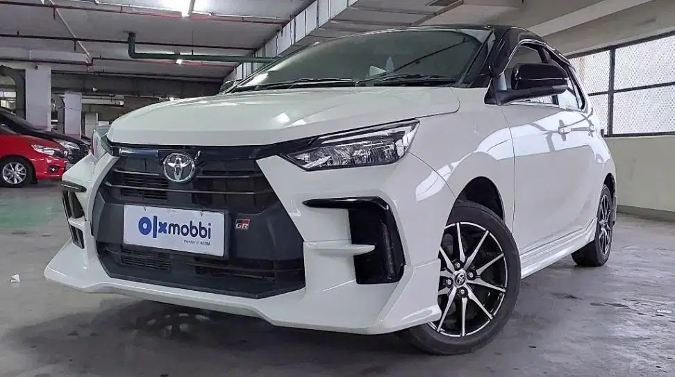 Garansi Mesin 1th Toyota Agya 1.2 GR Sport Two Tone Bensin-AT Putih
