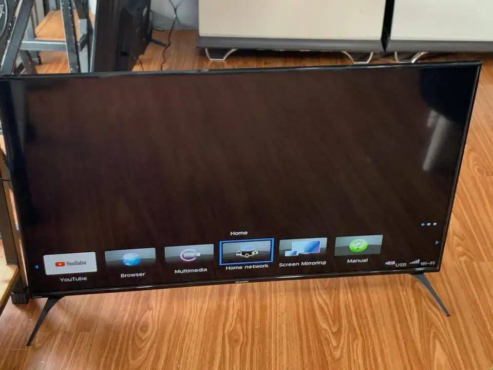 Smart TV Digital Merk Sharp Kondisi Bekas Harga Murah
