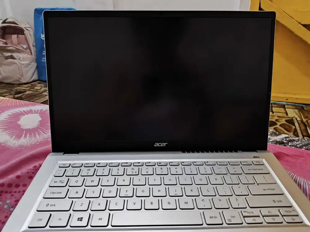 DIJUAL CEPAT LAPTOP ACER SWITF 3 (SF314-43)