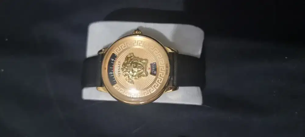 DIJUAL JAM TANGAN VERSACE