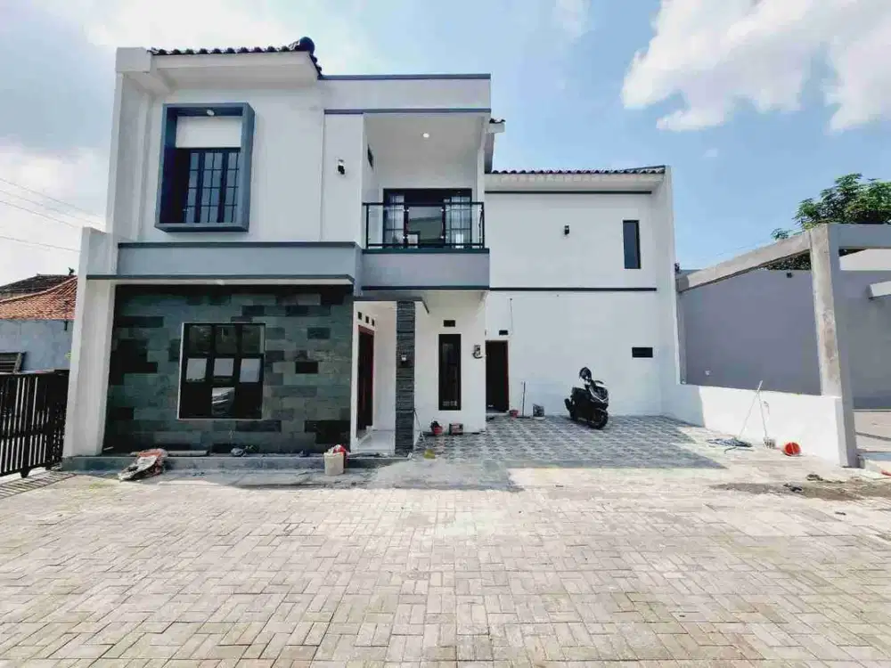 rumah minimalis cluster tengah kota Nusukan Banjarsari