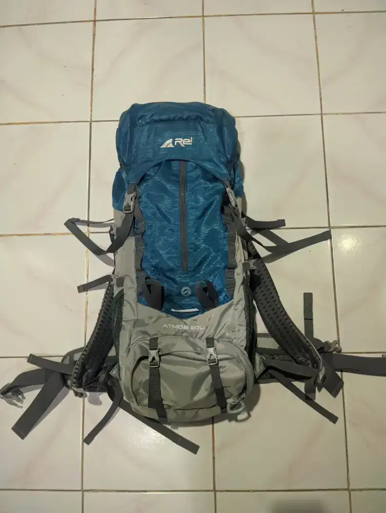 Tas Gunung/Carrier Arei Atmos 60L