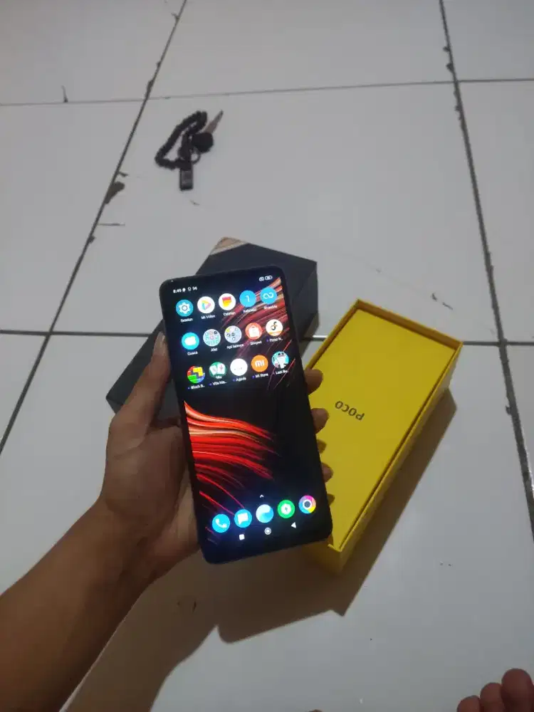 poco x3 pro ram 6+2/128 Snapdragon 860 gaming