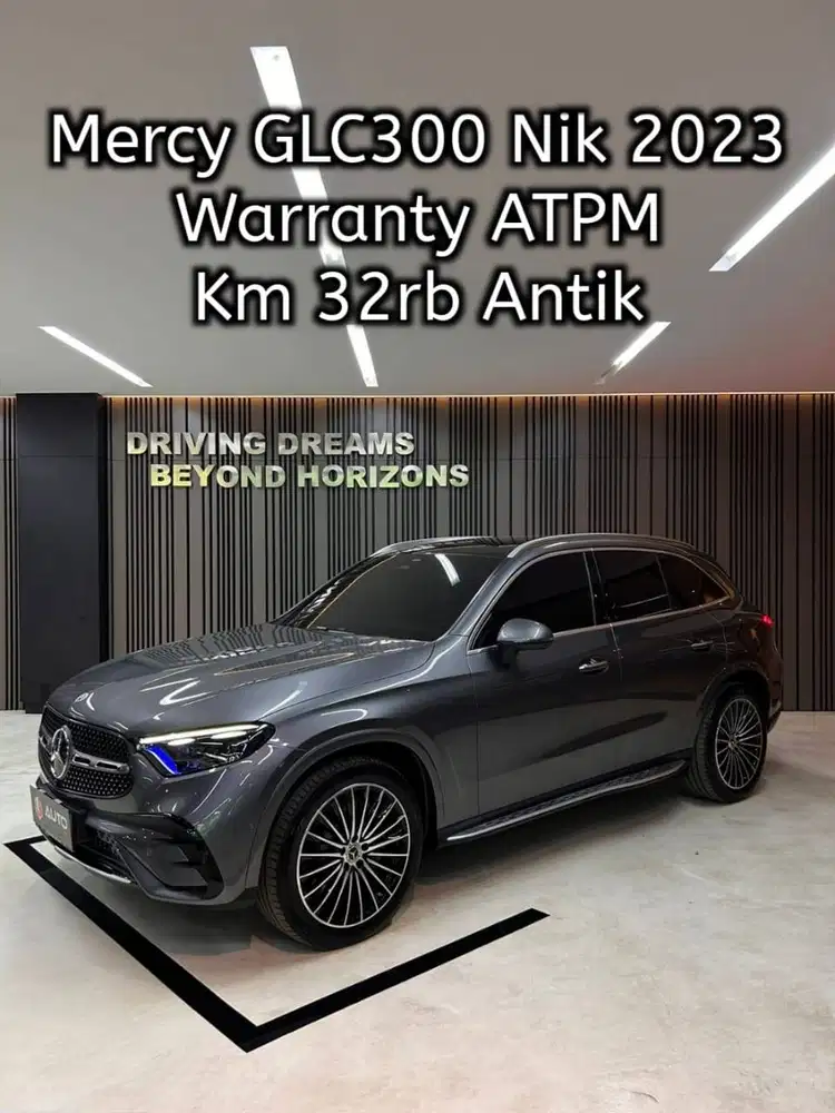 Mercedes Benz GLC300 AT 2023 Abu-abu met Mercy Km32rb B7COI