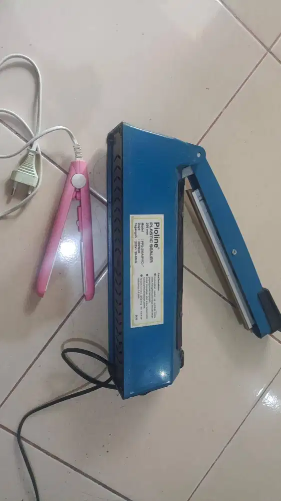 alat press/perekat plastik