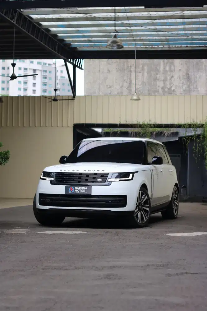 [LOW KILOMETER] RANGE ROVER VOGUE LWB PHEV P440 SE  2023
